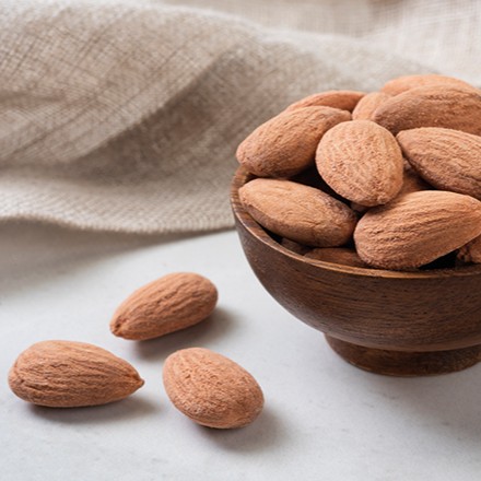 Kavrulmuş Badem 3 KG